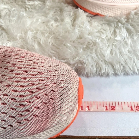 UNDER ARMOUR Charged Impulse Running Shoes - Picture 9 of 10